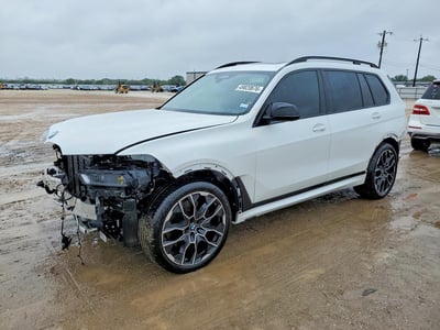 2025 BMW X7