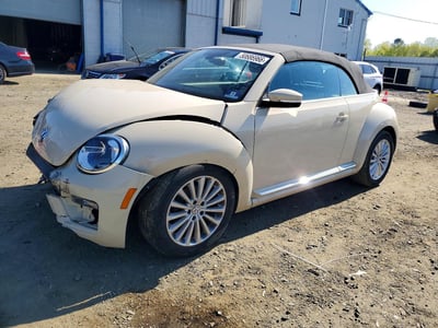 3VW5DAAT7KM****** 2019 Volkswagen Beetle