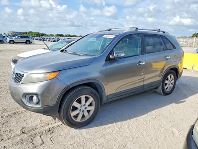 5XYKT3A63CG****** 2012 Kia Sorento