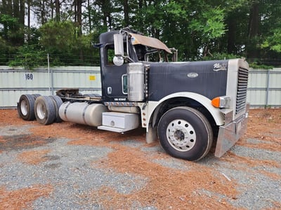 1XP5DB9X67D****** 2007 Peterbilt 379