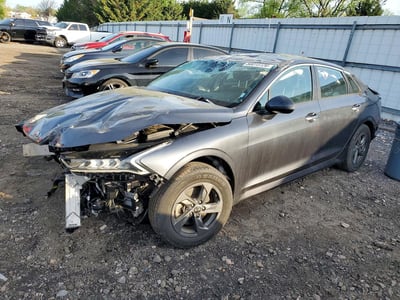 5XXG14J21MG****** 2021 Kia K5