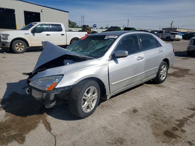 1HGCM56306A****** 2006 Honda Accord