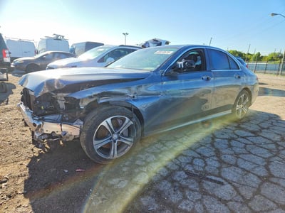 WDDZF4KB8HA****** 2017 Mercedes-Benz E-Class
