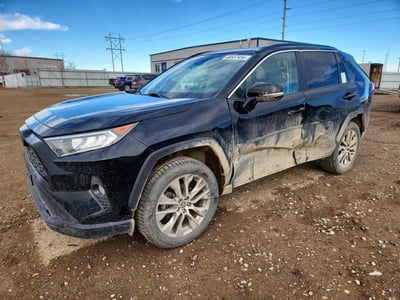 2T3A1RFVXMC****** 2021 Toyota RAV4