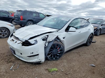 5YJYGDEF0MF****** 2021 Tesla Model Y