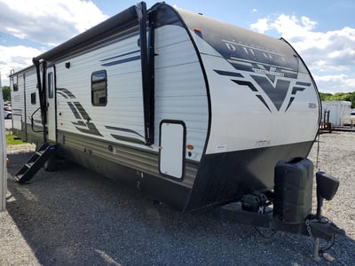 4X4TPUH25NP****** 2022 Palomino A