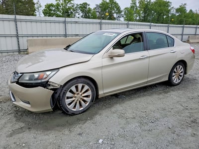 1HGCR2F73FA****** 2015 Honda Accord