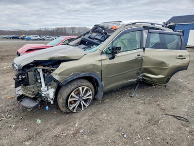 JF2SKAPC3NH****** 2022 Subaru Forester
