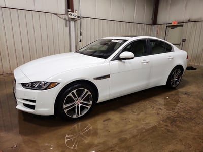 SAJAJ4BV6HA****** 2017 Jaguar XE