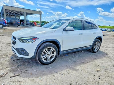 W1N4N4GBXNJ****** 2022 Mercedes-Benz GLA-Class