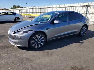 5YJ3E1EA6RF****** 2024 Tesla Model 3