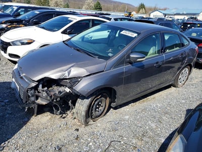 1FAHP3F24CL****** 2012 Ford Focus
