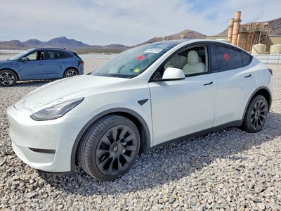 5YJYGDEE4LF****** 2020 Tesla Model Y