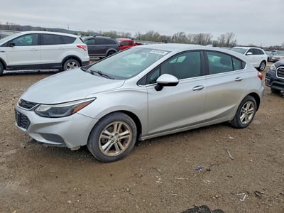 3G1BE6SM9JS****** 2018 Chevrolet Cruze