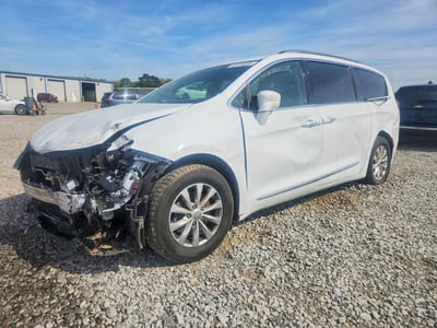 2C4RC1BG1KR****** 2019 Chrysler Pacifica