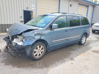 2A4RR5D18AR****** 2010 Chrysler Town & Country