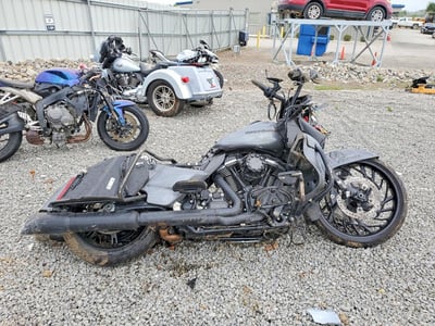 1HD1KZF1XMB****** 2005 Harley-Davidson FLTRK