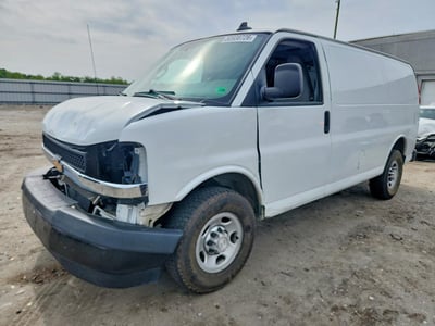 1GCWGAFP0J1****** 2018 Chevrolet Express