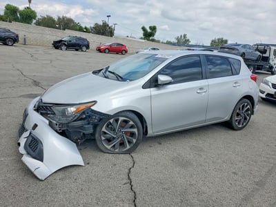 JTNKARJE7JJ****** 2018 Toyota Corolla