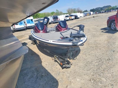 BUJ8200***** 2016 Nitro Unknown