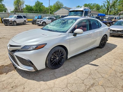 4T1K61AK6NU****** 2022 Toyota Camry