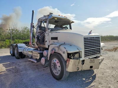 1M1AN07Y6GM****** 2016 Mack Chu613