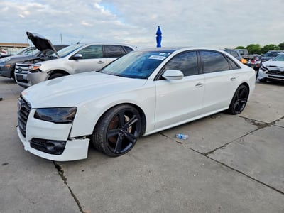 WAU43AFD3HN****** 2017 Audi A8