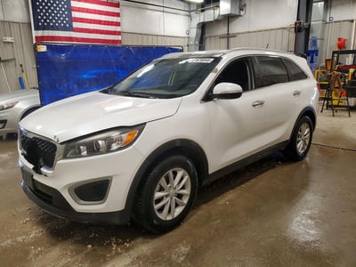 5XYPG4A56GG****** 2016 Kia Sorento