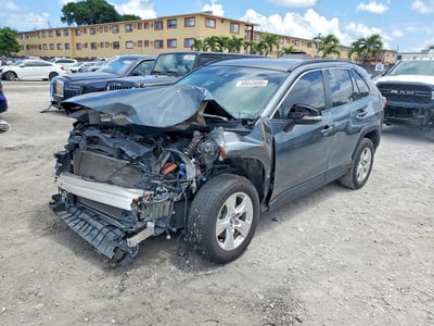 2T3P1RFV3MC****** 2021 Toyota RAV4