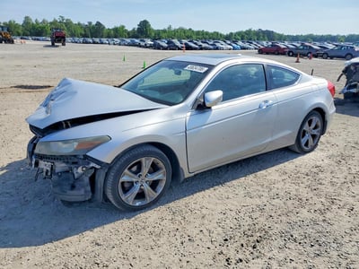 1HGCS2B8XCA****** 2012 Honda Accord