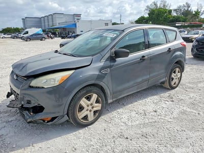 1FMCU0F70GU****** 2016 Ford Escape