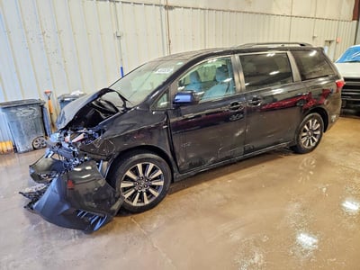 5TDJZ3DC3KS****** 2019 Toyota Sienna