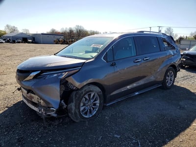 5TDJSKFC1NS****** 2022 Toyota Sienna