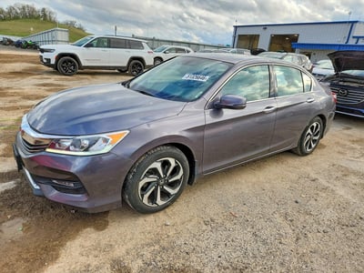 1HGCR3F03HA****** 2017 Honda Accord