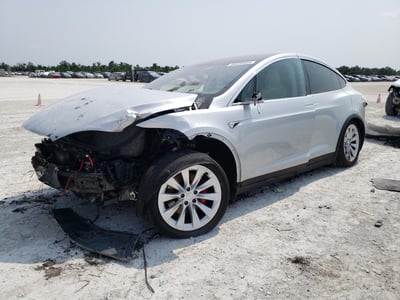 5YJXCDE47JF****** 2018 Tesla Model X