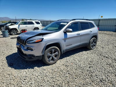 1C4PJMCS9GW****** 2016 Jeep Cherokee