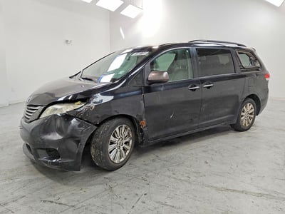 5TDDK3DC2ES****** 2014 Toyota Sienna