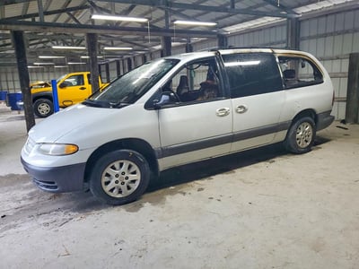 2C4GJ44G7YR****** 2000 Chrysler Grand Voyager