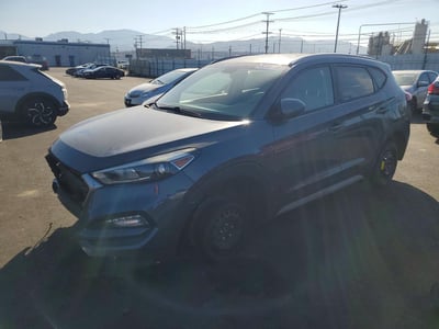 KM8J33A49JU****** 2018 Hyundai Tucson
