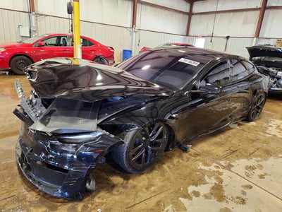 5YJSA1E58MF****** 2021 Tesla Model S