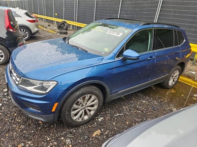 3VV2B7AX8JM****** 2018 Volkswagen Tiguan