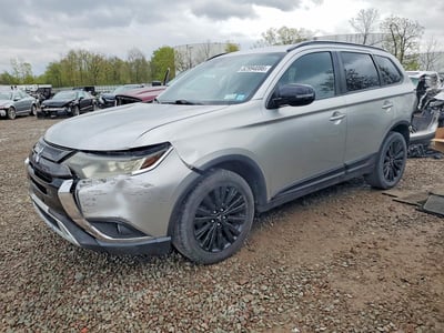 JA4AZ3A30LZ****** 2020 Mitsubishi Outlander