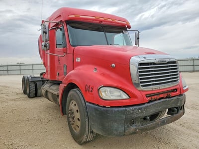 1FUJA6AVX4P****** 2004 Freightliner Columbia 120