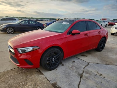 WDD3G4EB3KW****** 2019 Mercedes-Benz A-Class