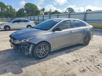 3KPF54AD2PE****** 2023 Kia Forte