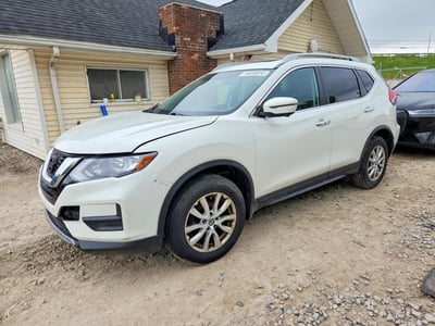 5N1AT2MV0HC****** 2017 Nissan Rogue