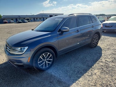 3VV2B7AX4KM****** 2019 Volkswagen Tiguan