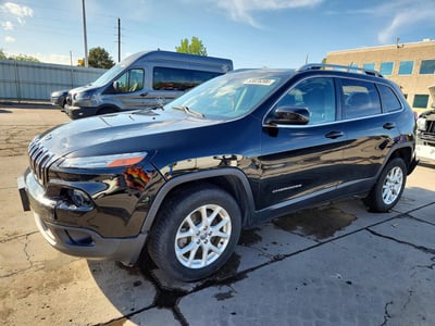 1C4PJMCS6HW****** 2017 Jeep Cherokee