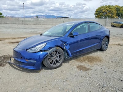 5YJ3E1EB0NF****** 2022 Tesla Model 3