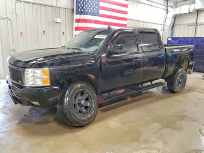 3GCUKTE25DG****** 2013 Chevrolet Silverado 1500